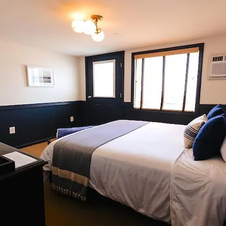Wylder Hotel - Tilghman Island Room photo